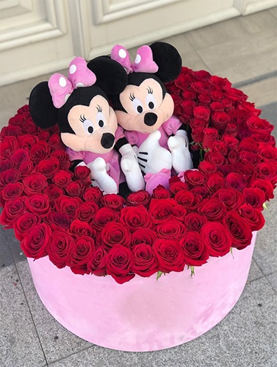 Kutu İçerisinde Güller ve Mickey Minnie 5444