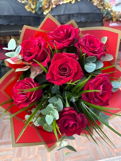 7 Adet Kırmızı Gül